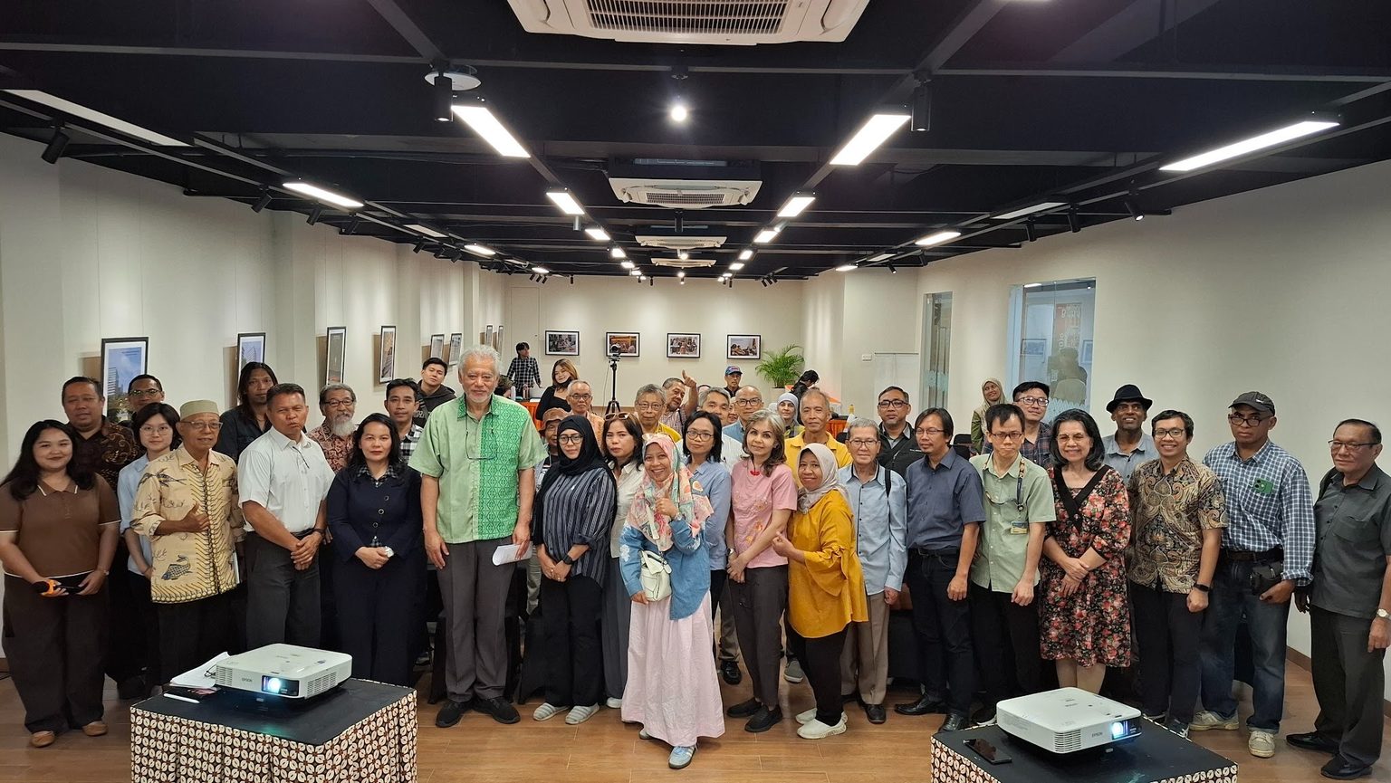 Public Lecture: Membaca Ulang Kedaulatan Ekonomi di Tengah Tekanan